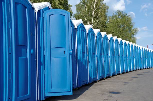Best Portable restroom trailer rental  in Tinley Park, IL